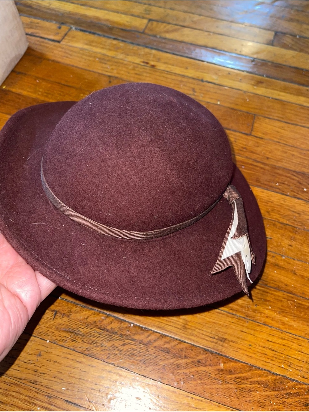 Vintage Geo. W. Bollman & Co. Doeskin Felt 100% Wool Cloche Hat